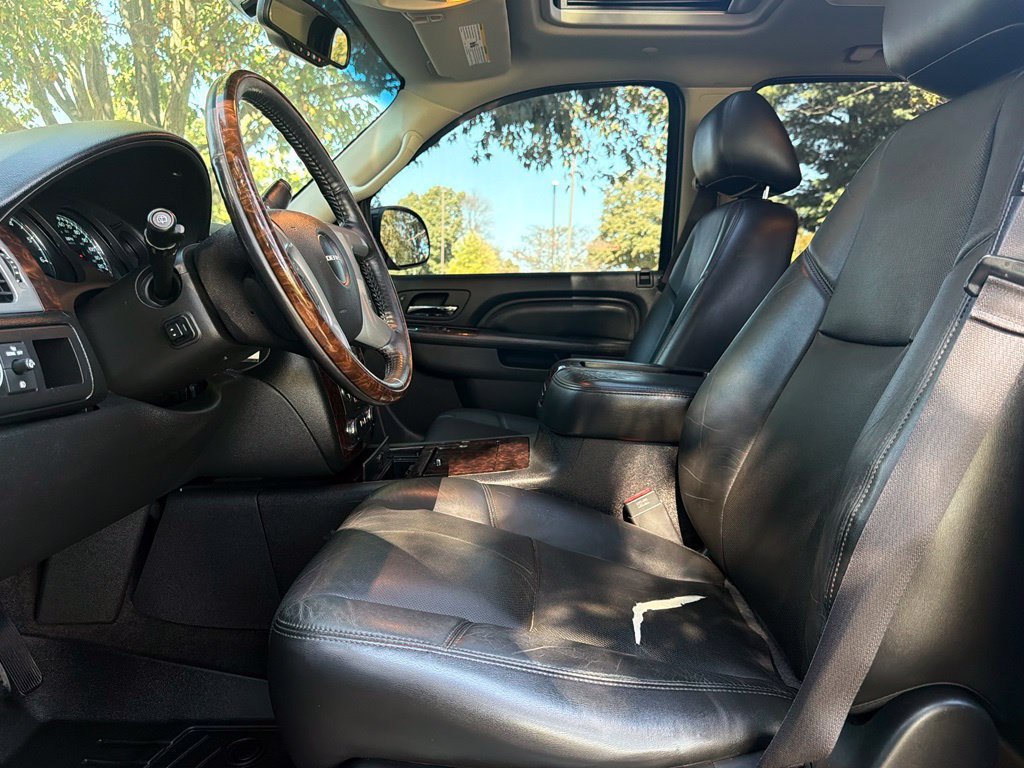 Used 2013 GMC Yukon Denali AWD/4WD image 21