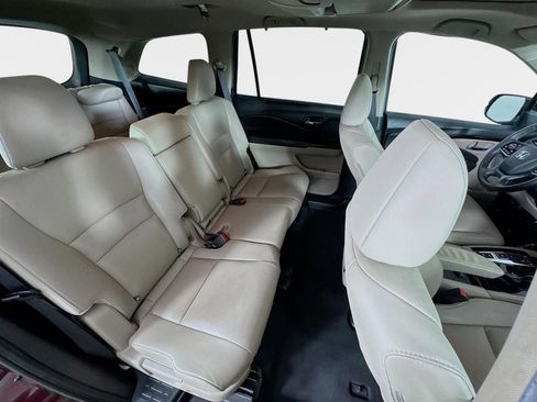 Used 2021 Honda Pilot Touring image 30