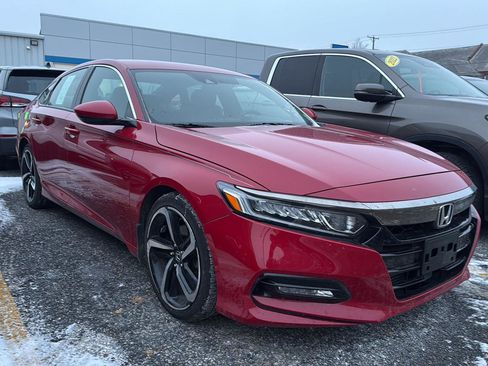 Used 2019 Honda Accord Sport image 3