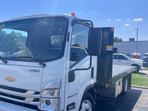 New 2025 Chevrolet Low Cab Forward RWD image 24