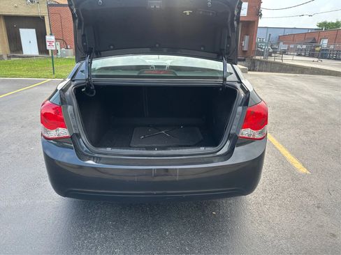 Used 2015 Chevrolet Cruze LT image 13