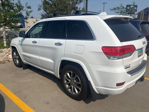 Used 2016 Jeep Grand Cherokee Overland w/ Advanced Technology Group AWD/4WD image 7