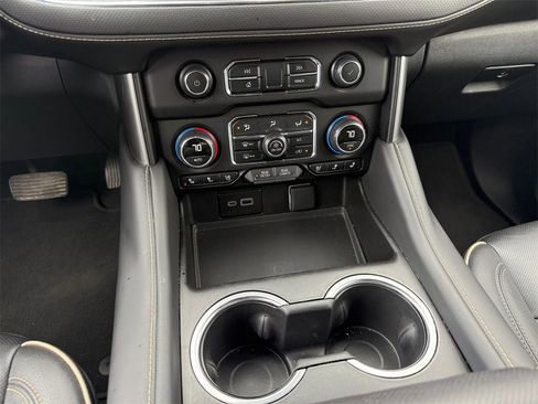 Used 2024 Chevrolet Tahoe Premier image 13