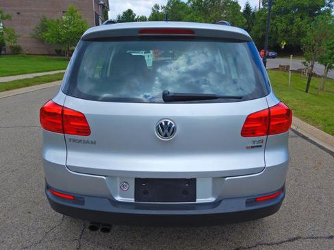 Used 2016 Volkswagen Tiguan S AWD/4WD image 9