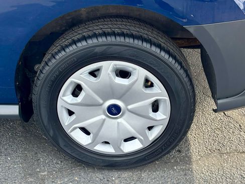 Used 2018 Ford Transit Connect XL image 9