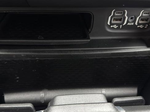 Used 2020 RAM 1500 Big Horn AWD/4WD image 25