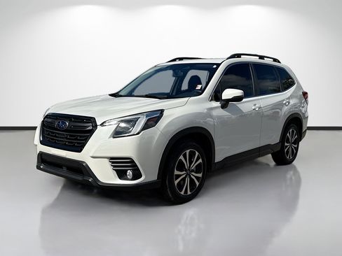 Used 2023 Subaru Forester Limited image 7
