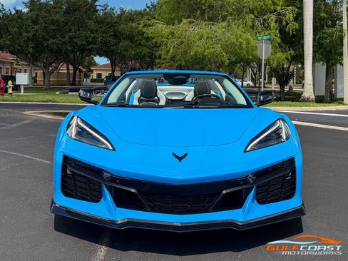 Used 2024 Chevrolet Corvette Z06 RWD image 6