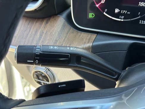 Used 2023 Mercedes-Benz C 300 Sedan image 37