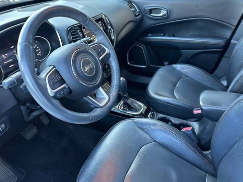 Used 2018 Jeep Compass Limited w/ Navigation Group image 11