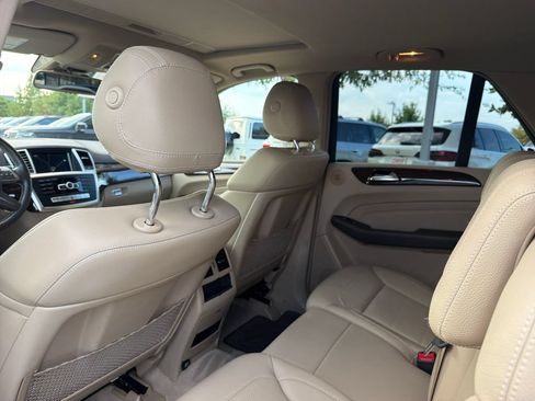 Used 2015 Mercedes-Benz ML 250 BlueTEC 4MATIC image 39