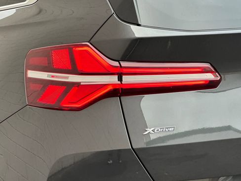 Used 2025 BMW X3 xDrive30i w/ Premium Package image 11