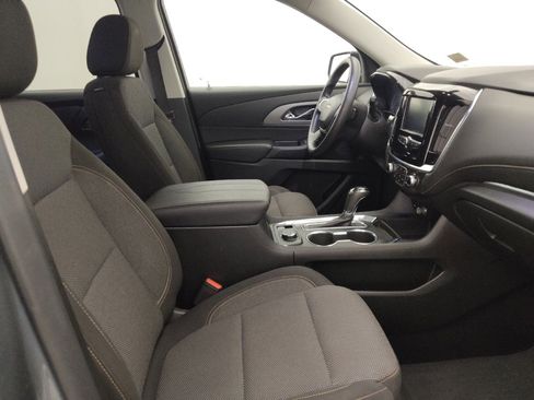 Used 2019 Chevrolet Traverse LS image 21