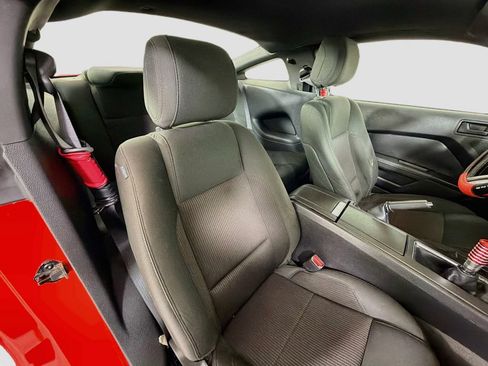 Used 2014 Ford Mustang GT RWD image 24