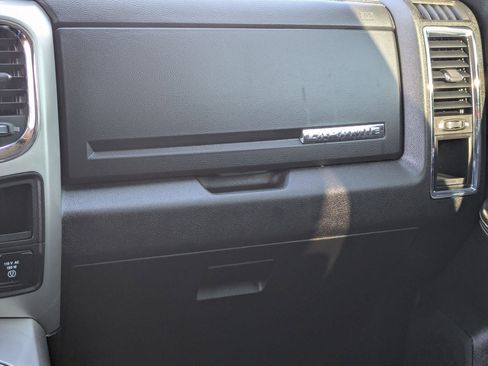 Used 2018 RAM 2500 Laramie w/ Cold Weather Group image 26