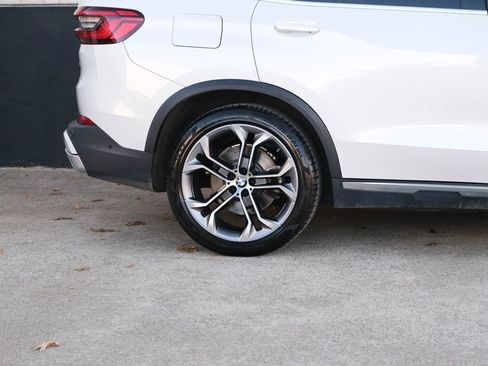 Used 2020 BMW X5 sDrive40i w/ Premium Package image 12