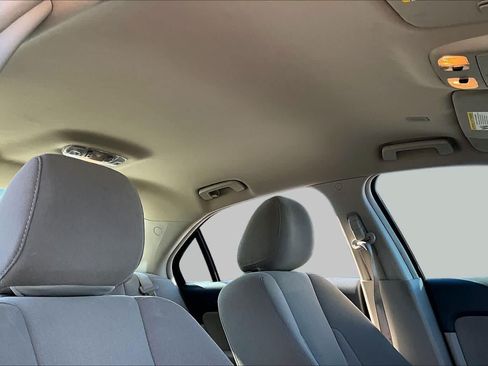 Used 2010 Ford Fusion Hybrid FWD image 13