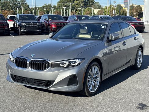 Used 2023 BMW 330e w/ Premium Package image 3