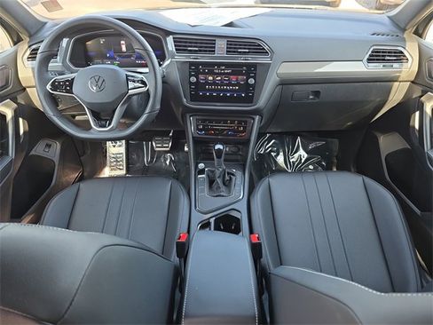 Certified 2024 Volkswagen Tiguan SE R-Line image 13