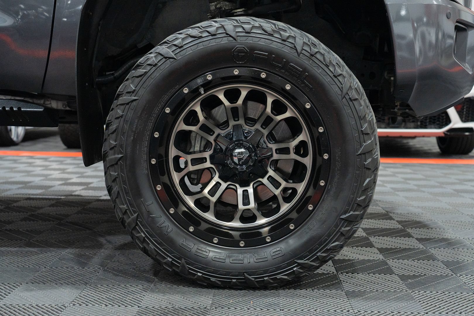 Used 2019 Toyota Tundra SR5 AWD/4WD image 16