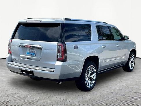 Used 2018 GMC Yukon XL Denali w/ Denali Ultimate Package AWD/4WD image 6