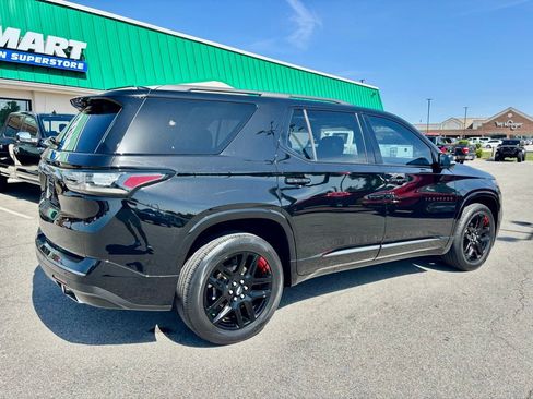 Used 2020 Chevrolet Traverse Premier w/ Redline Edition FWD image 7