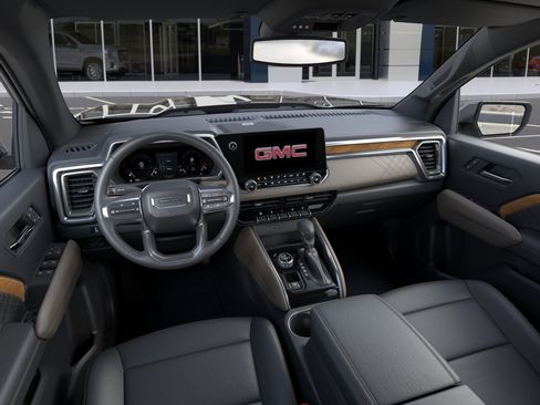 New 2026 GMC Canyon Denali AWD/4WD image 15