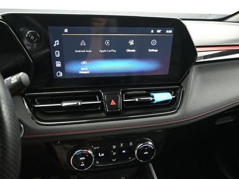 Used 2025 Chevrolet TrailBlazer RS w/ Convenience Package FWD image 7