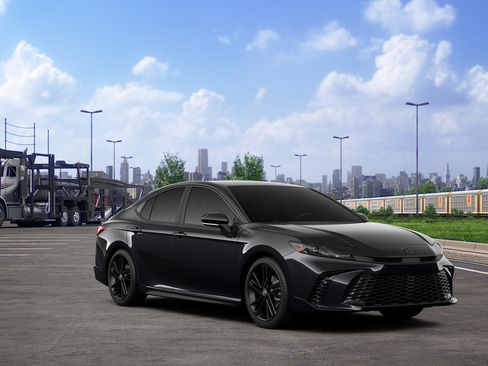 New 2026 Toyota Camry Hybrid FWD image 17