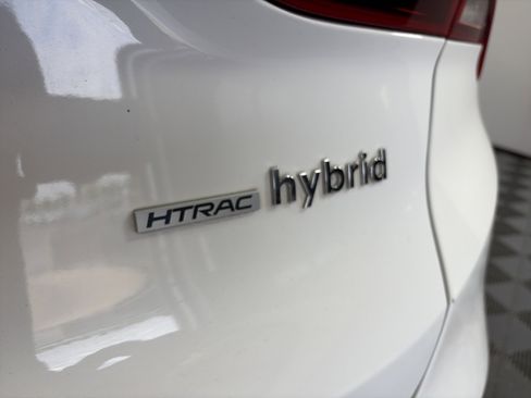 Used 2023 Hyundai Santa Fe Limited AWD/4WD image 17