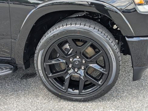 Certified 2021 RAM 1500 Laramie AWD/4WD image 11