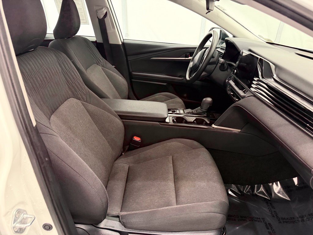 Used 2025 Toyota Camry LE FWD image 20