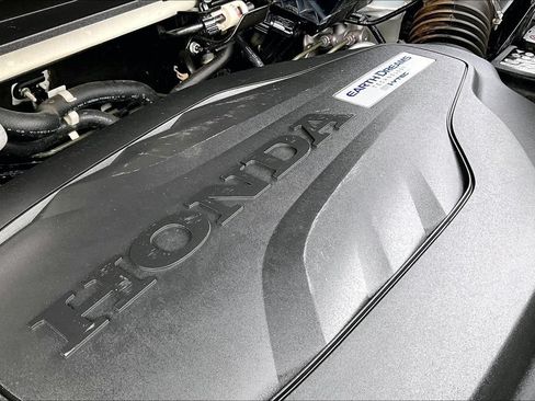 Used 2018 Honda Pilot Elite image 35