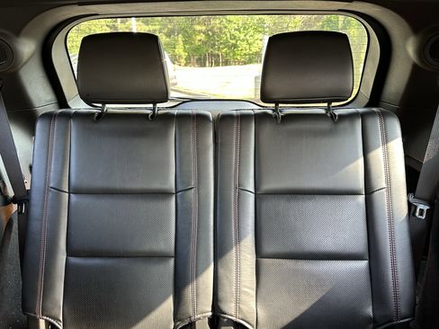 Used 2023 Dodge Durango GT RWD image 11