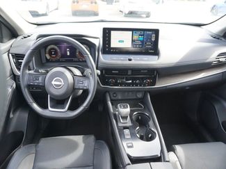 Used 2024 Nissan Rogue Platinum video 2