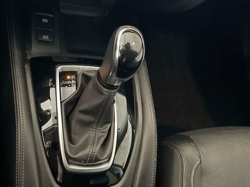 Used 2019 Nissan Rogue SL AWD/4WD image 20
