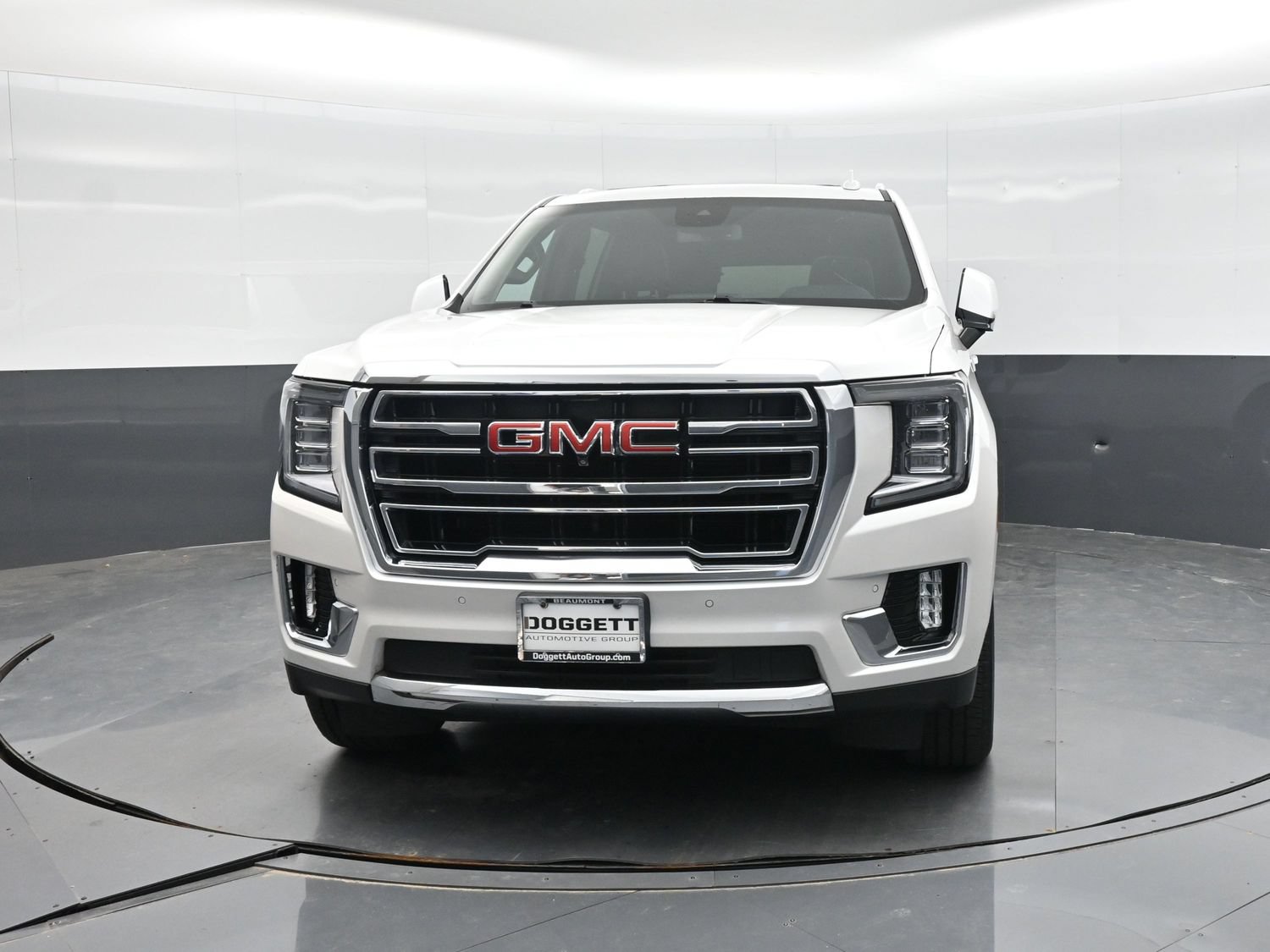 Used 2024 GMC Yukon XL SLT w/ SLT Premium Package RWD image 22