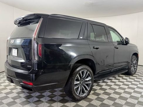 Used 2024 Cadillac Escalade Sport image 5