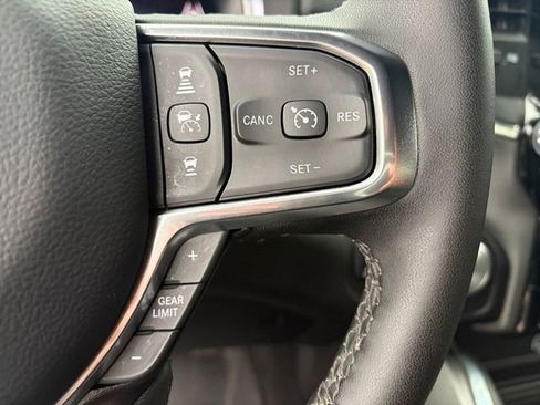 Used 2025 RAM 1500 Laramie image 8
