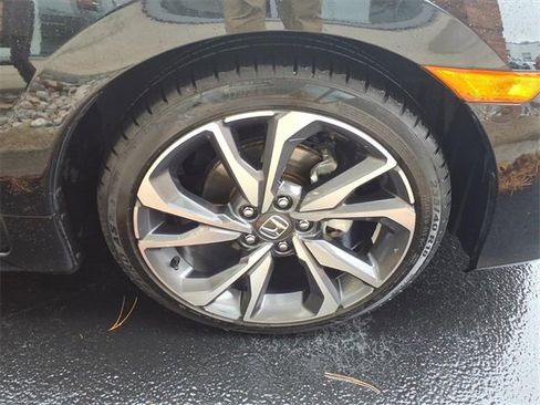 Used 2020 Honda Civic Touring image 29