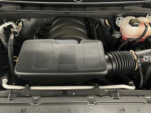 Used 2025 GMC Yukon XL AT4 Ultimate w/ LPO, Floor Liner Package AWD/4WD image 29