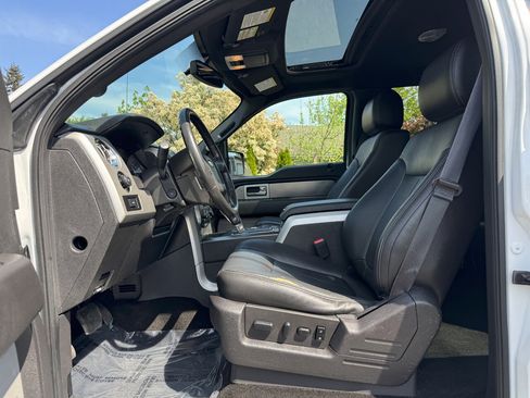 Used 2014 Ford F150 FX4 w/ Equipment Group 402A Luxury AWD/4WD image 11