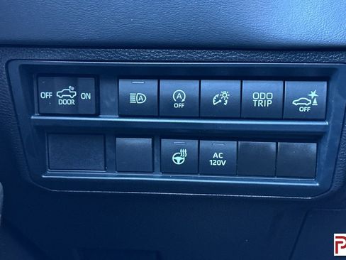 Used 2024 Toyota Tundra Platinum image 31