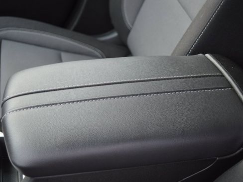 Used 2025 Chevrolet Blazer LT w/ Driver Confidence Package image 41