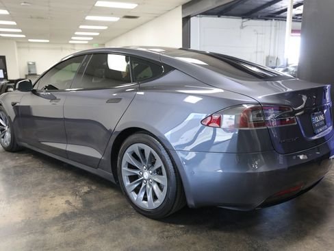 Used 2017 Tesla Model S 90D AWD/4WD image 10