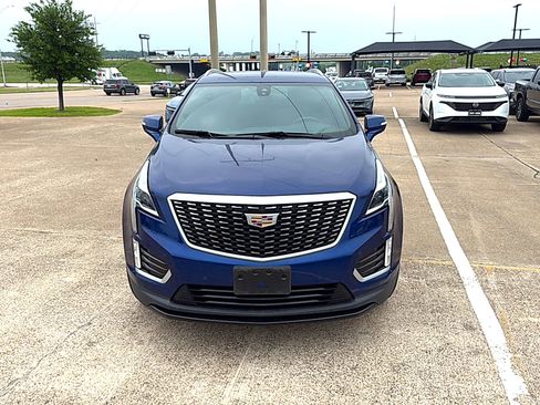 Used 2023 Cadillac XT5 Luxury FWD image 3