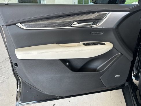 New 2025 Cadillac XT5 Sportv w/ Technology Package image 7