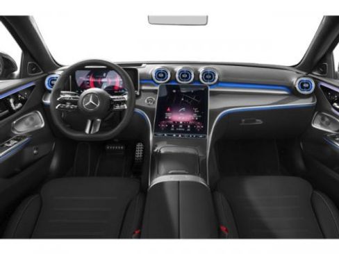 Used 2022 Mercedes-Benz C 300 4MATIC Sedan image 3