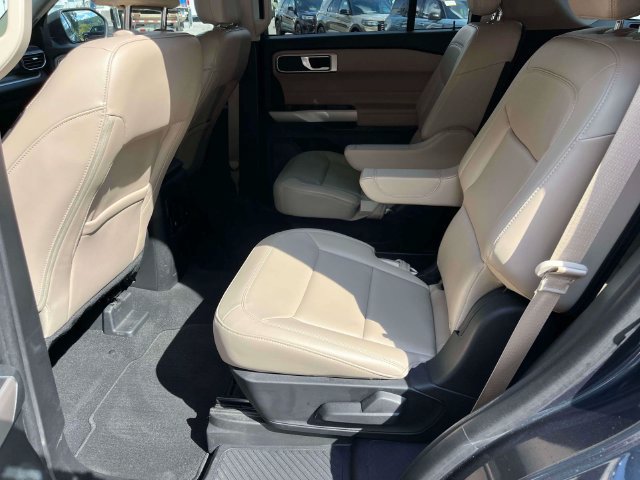 Certified 2024 Ford Explorer XLT w/ Equipment Group 202A RWD image 18