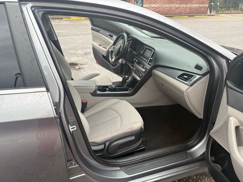 Used 2019 Hyundai Sonata SEL image 9
